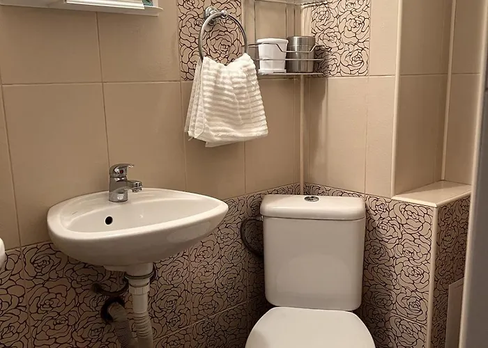 1br Near Cathedral شقة