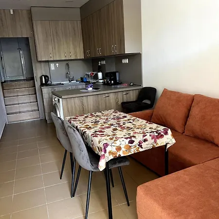 1br Near Cathedral